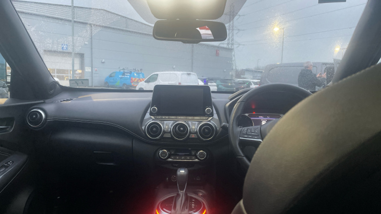 Nissan Juke 1.0 DiG-T 114 Tekna 5dr DCT Petrol Hatchback